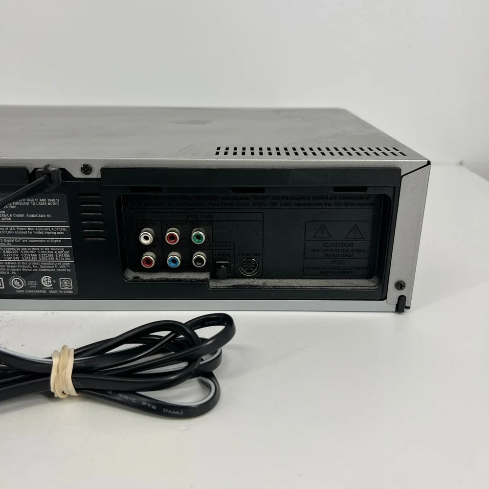 Sony SLV-D300P DVD VCR Combo Player Silver Progressive Scan Hi-Fi Stereo VHS
